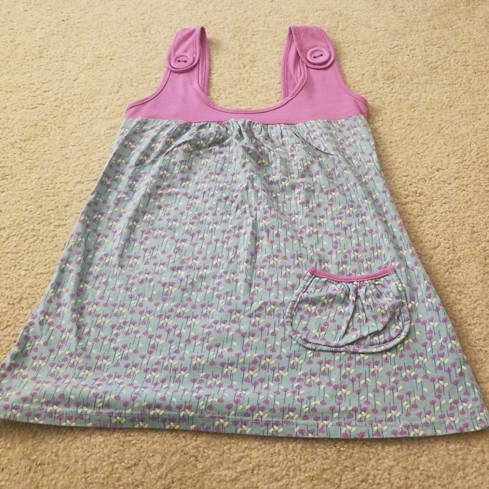 Flower pocket tank top